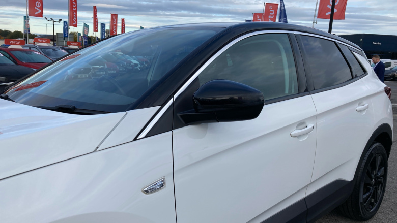 Vauxhall Grandland X 1.5 Turbo D SRi Nav 5dr Diesel Hatchback